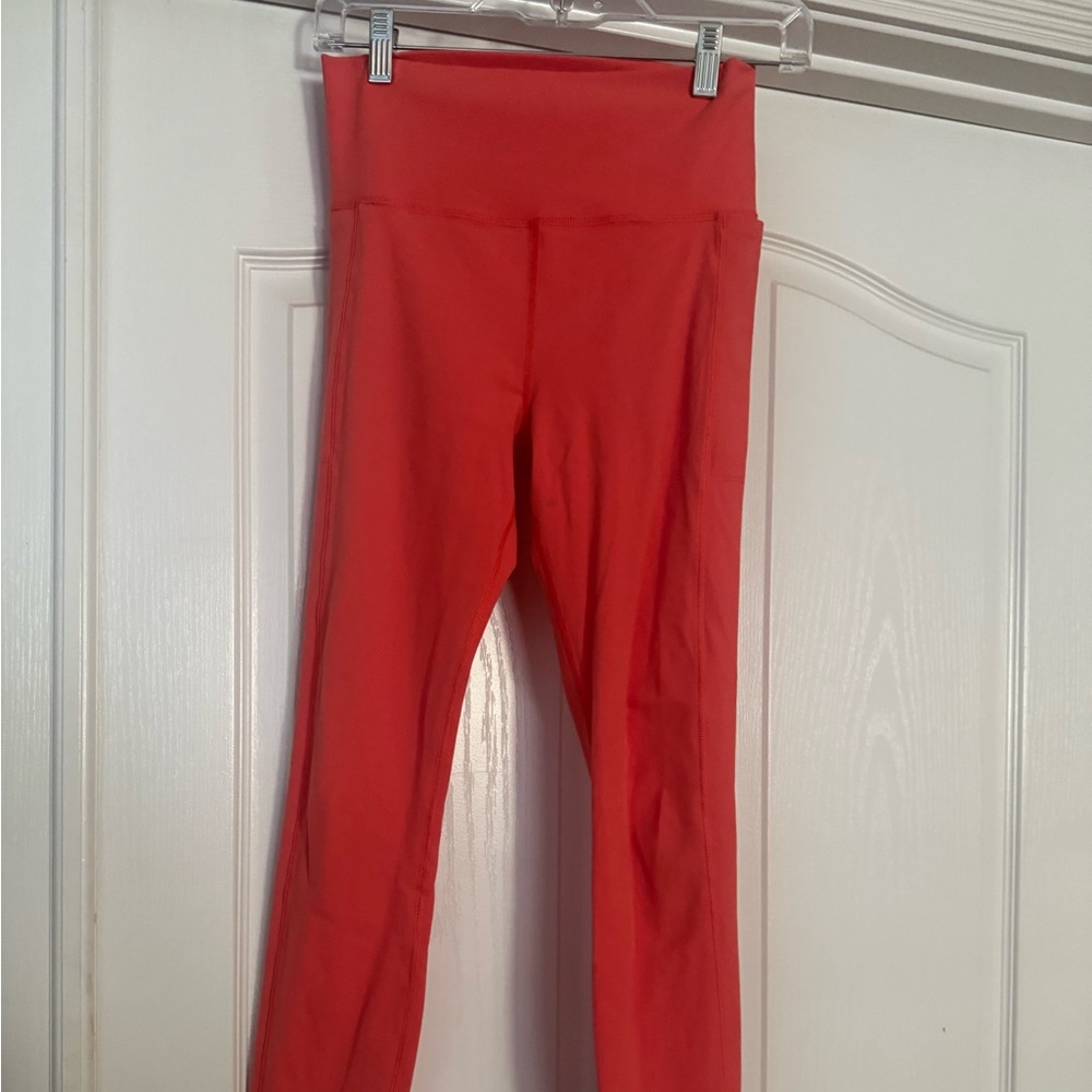 Vuori studio pocket legging coral small s